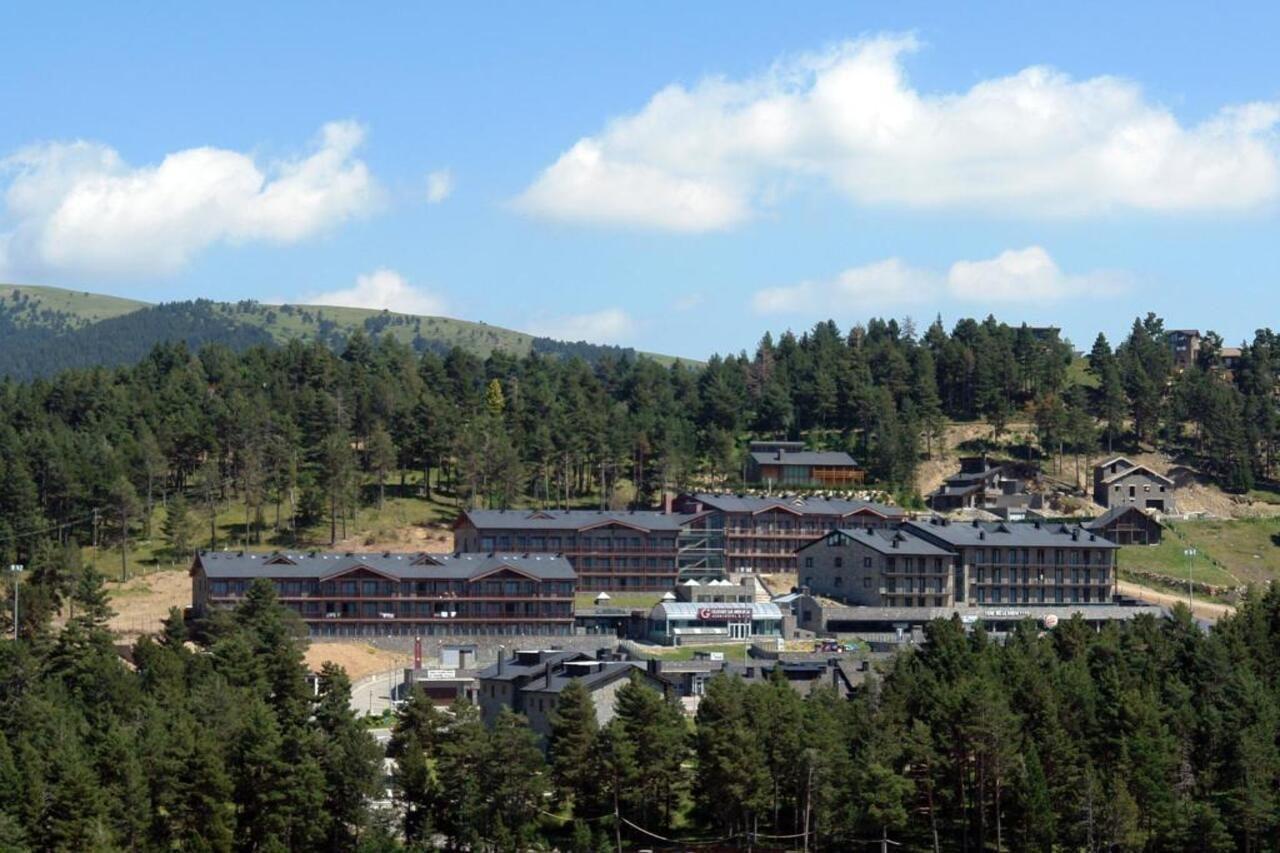 Guitart La Molina Aparthotel & Spa Bagian luar foto