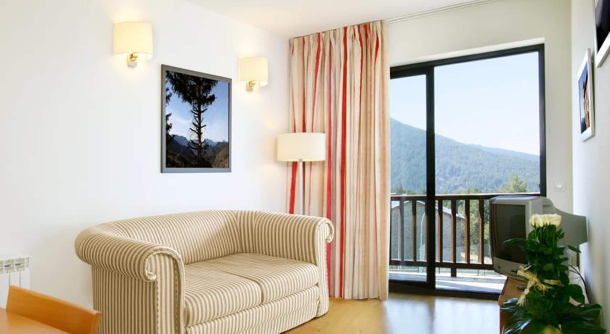 Guitart La Molina Aparthotel & Spa Bagian luar foto