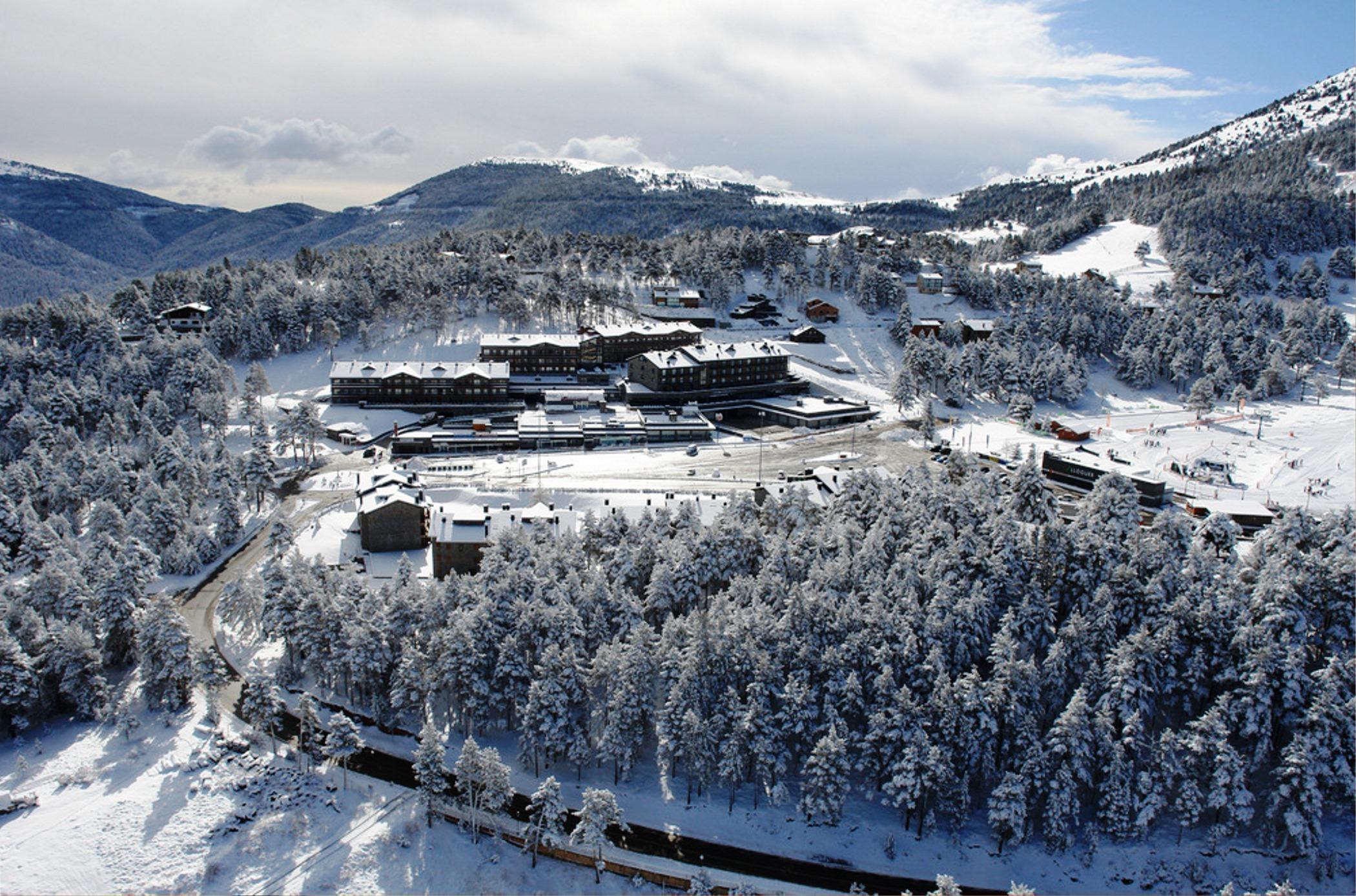 Guitart La Molina Aparthotel & Spa Bagian luar foto